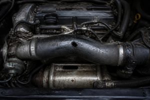 Durite turbo percée : symptômes et remplacement